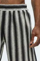Summit Striped Relaxed Shorts(Black/combo,S)