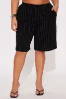 Natasha Linen Bermuda Short(Black,XS)
