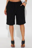 Natasha Linen Bermuda Short(Black,XS)