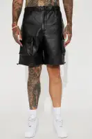 Stunttin' On These Faux Leather Cargo Shorts(Black,30)