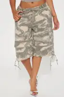 Look Don't Talk Embellished Bermuda Short(Olive/combo,XS)
