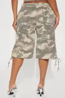Look Don't Talk Embellished Bermuda Short(Olive/combo,XS)
