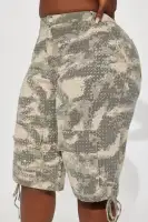 Look Don't Talk Embellished Bermuda Short(Olive/combo,XS)