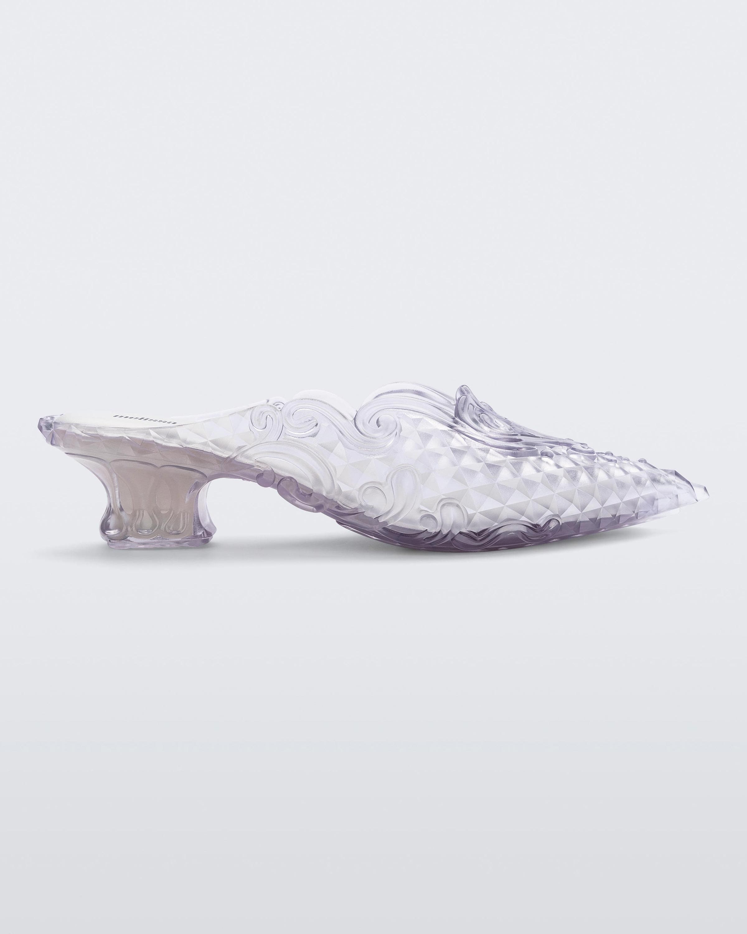 Court Shoe
